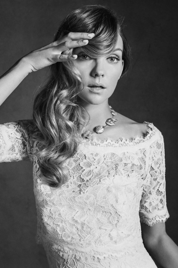 Kampania sukni ślubnych BHLDN Iconic Collection