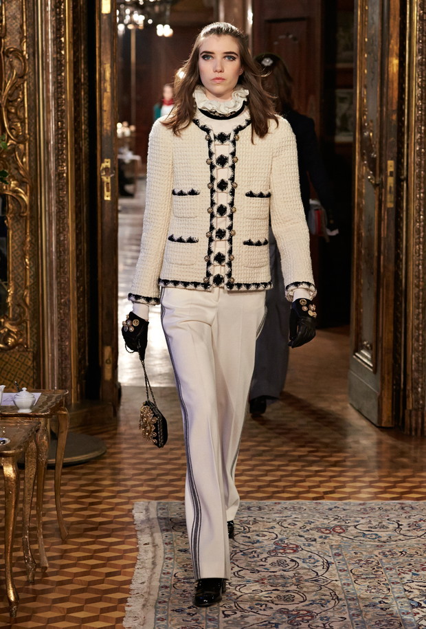 Chanel Métiers d’art Paris-Salzburg