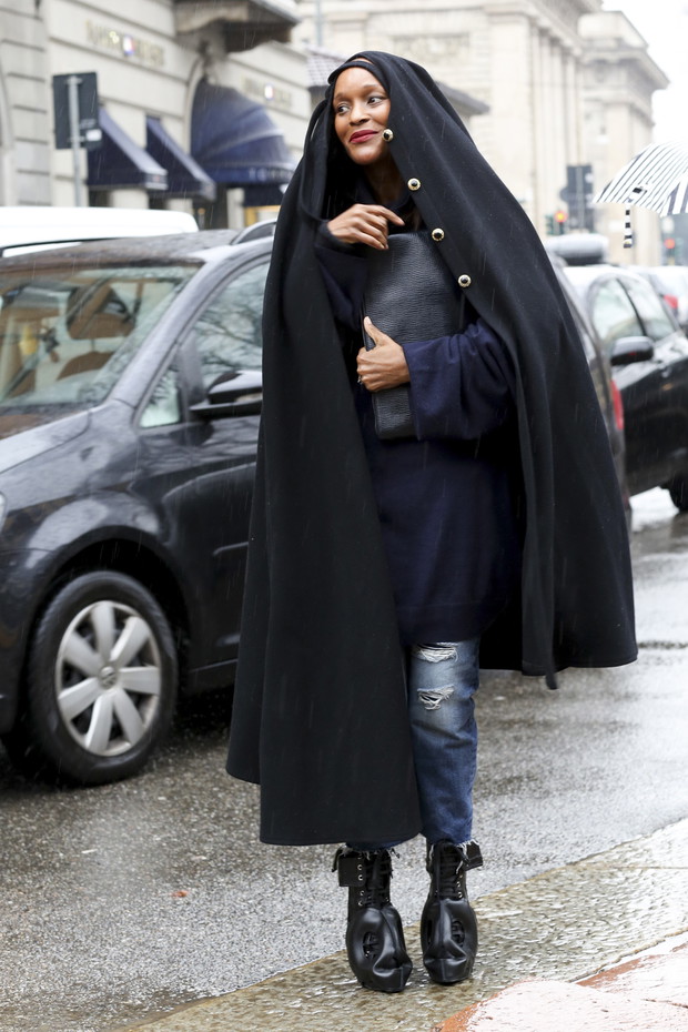 Porwane jeansy - trendy jesień-zima 2014/2015