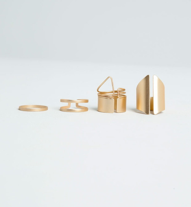 Minimalistyczna biżuteria