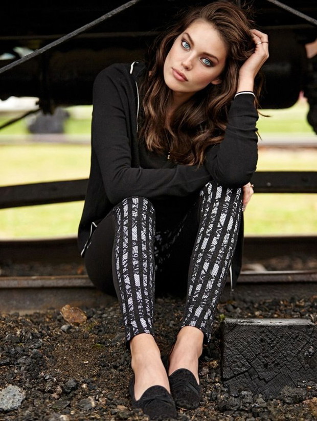 Emily DiDonato dla Calzedonia wiosna-lato 2015