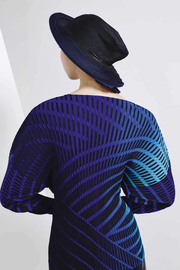 Issey Miyake Pre-Fall 2015