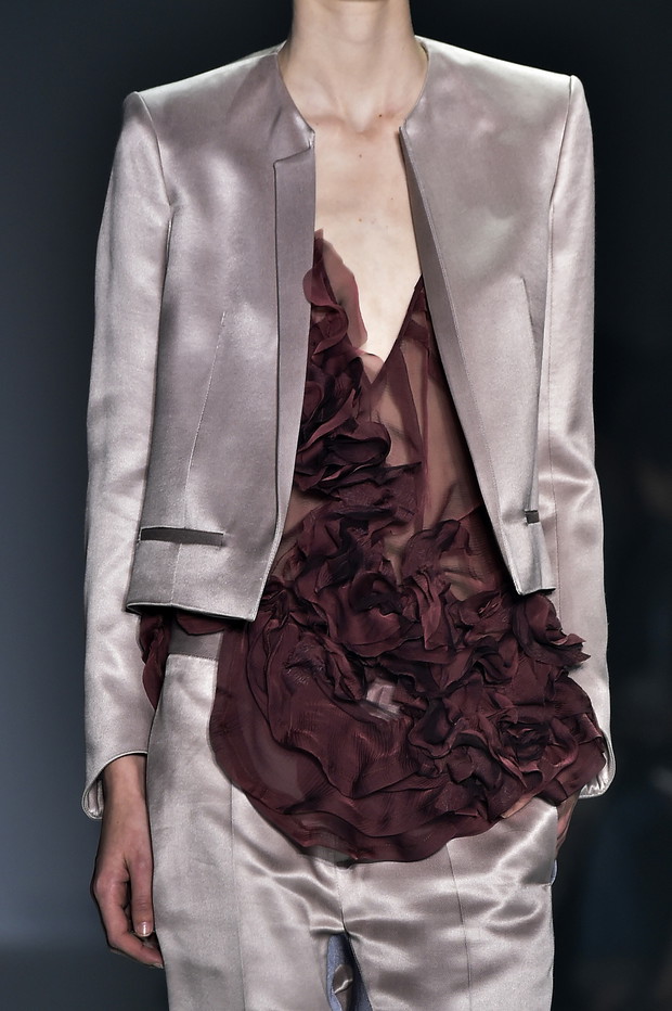 Trendy wiosna-lato 2015: faktury