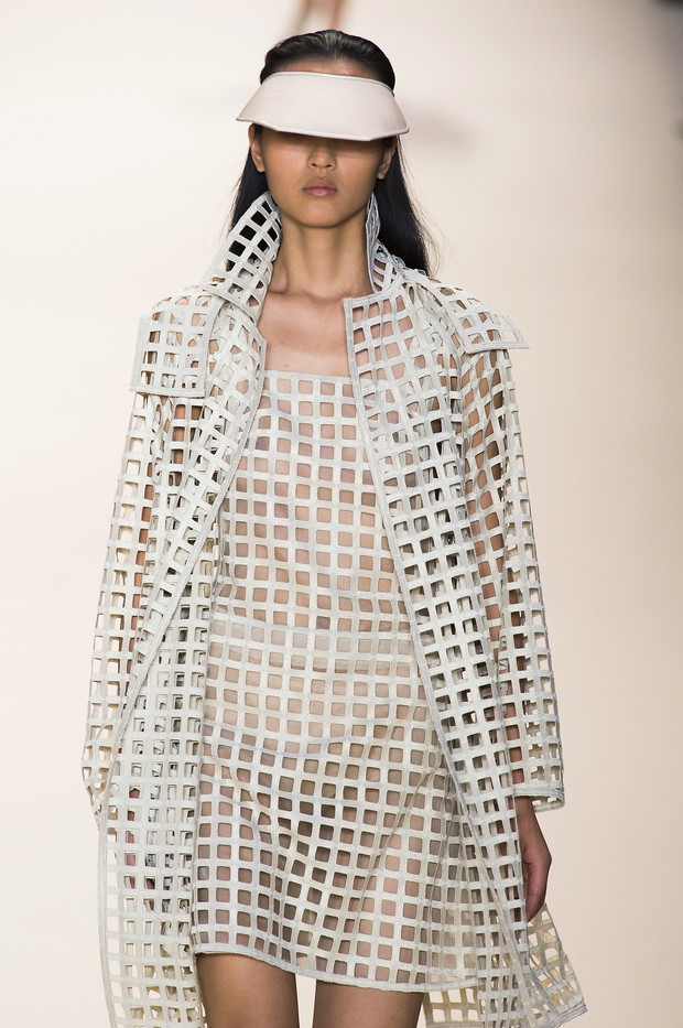 Trendy wiosna-lato 2015: faktury
