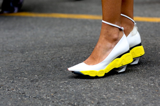 Street fashion wiosna-lato 2015: kolor żółty