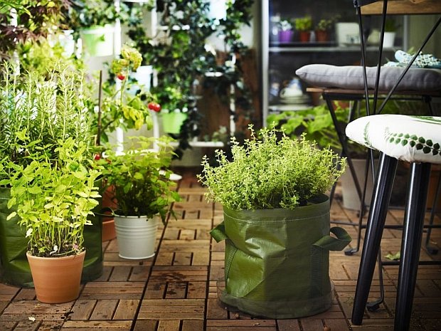 Zielone balkony Ikea