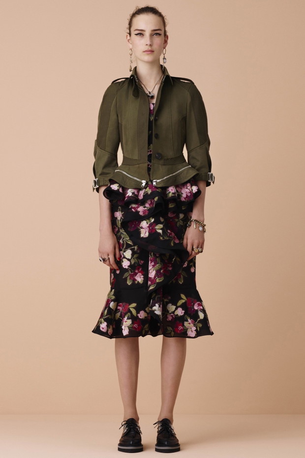 Alexander McQueen Resort 2016