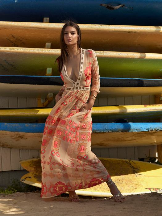 Emily Ratajkowski w kampanii Revolve Clothing lato 2015