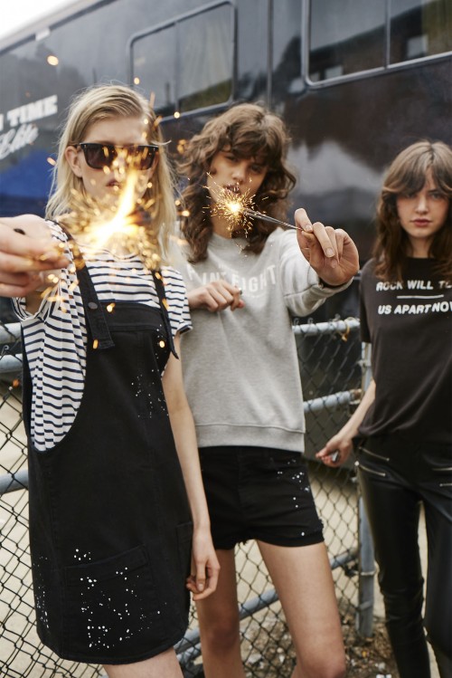 Ola Rudnicka w lookbooku Mango No post code envy