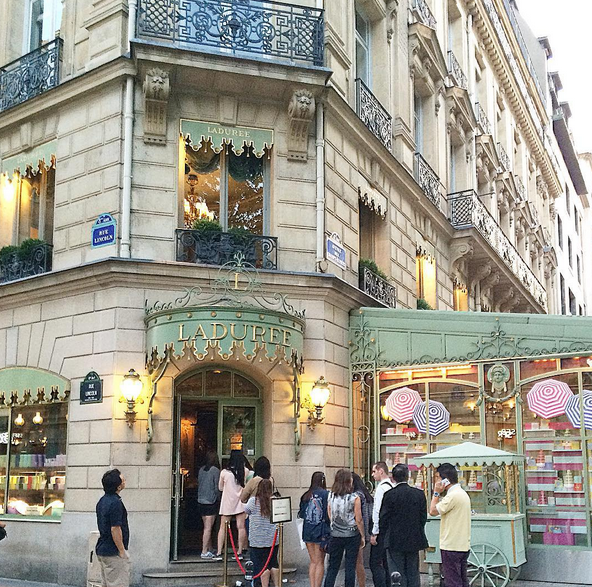 Ladurée Paris - narodowa duma Francji
