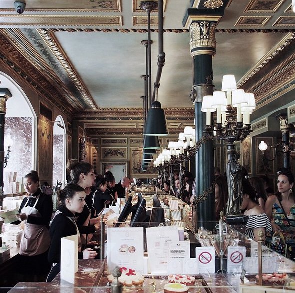 Ladurée Paris - narodowa duma Francji