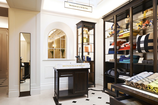 Pierwsza na świecie kawiarnia Burberry