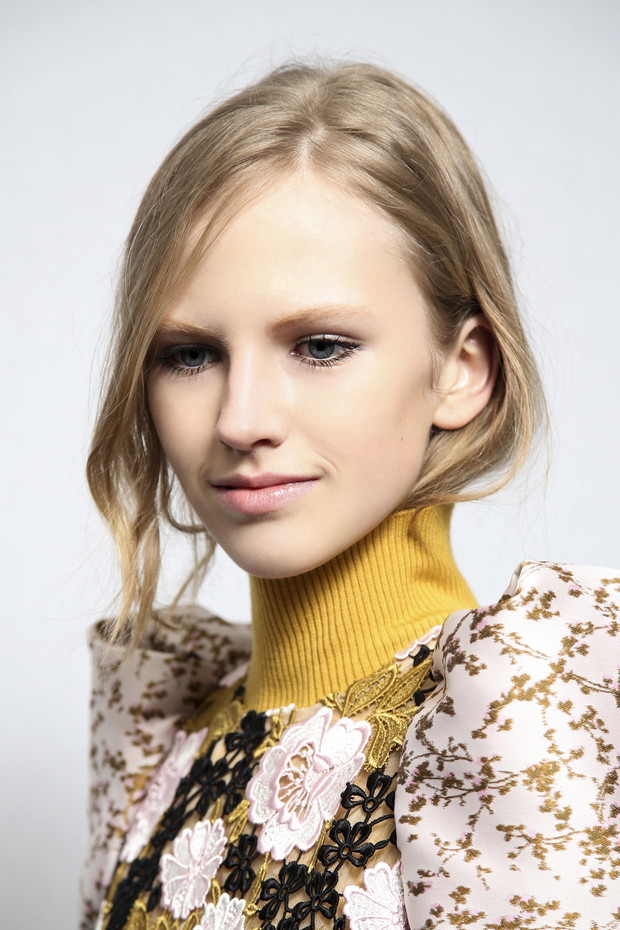 Look z wybiegu: Giambattista Valli jesień-zima 2015/2016