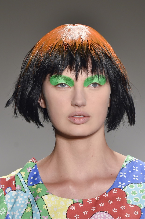 Look z wybiegu: Jeremy Scott jesień-zima 2015/2016