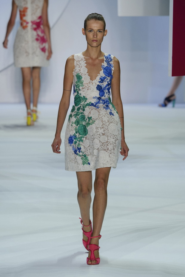 Monique Lhuillier wiosna-lato 2016