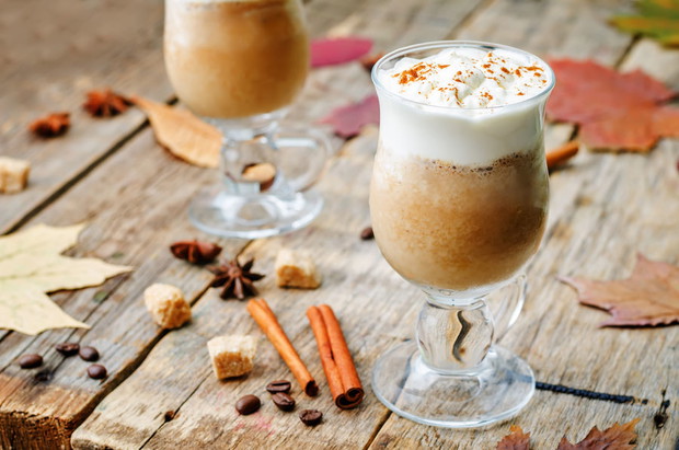 Zdrowe przepisy na dynię: dyniowe latte
