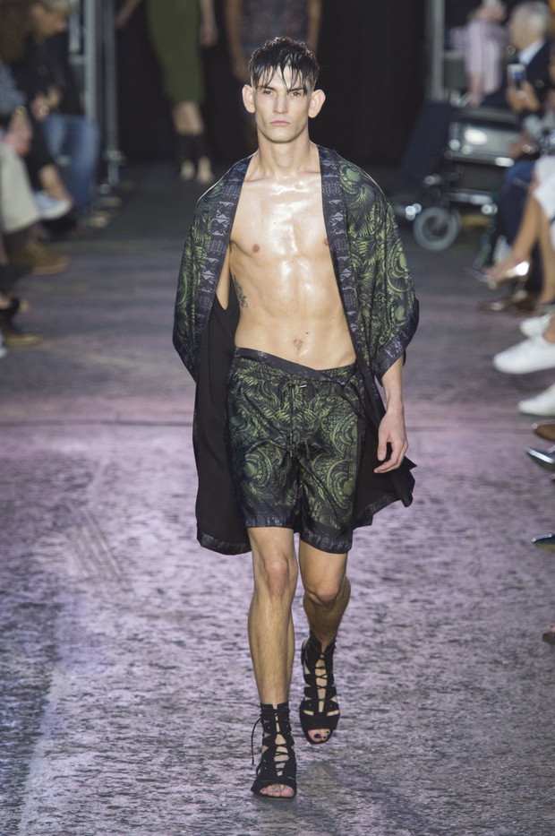 Julien Macdonald wiosna-lato 2016