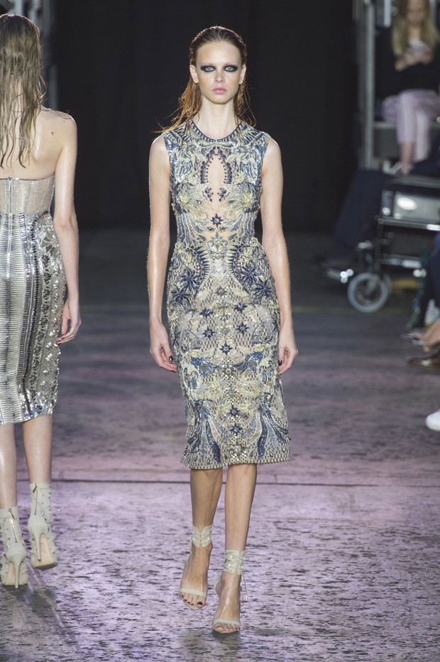 Julien Macdonald wiosna-lato 2016