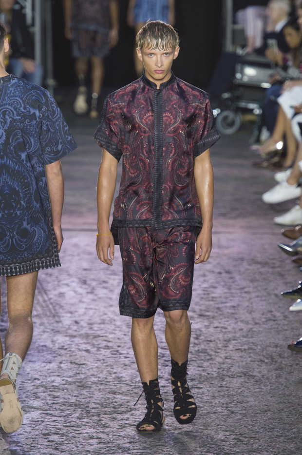 Julien Macdonald wiosna-lato 2016