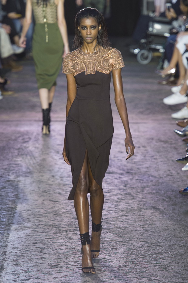 Julien Macdonald wiosna-lato 2016