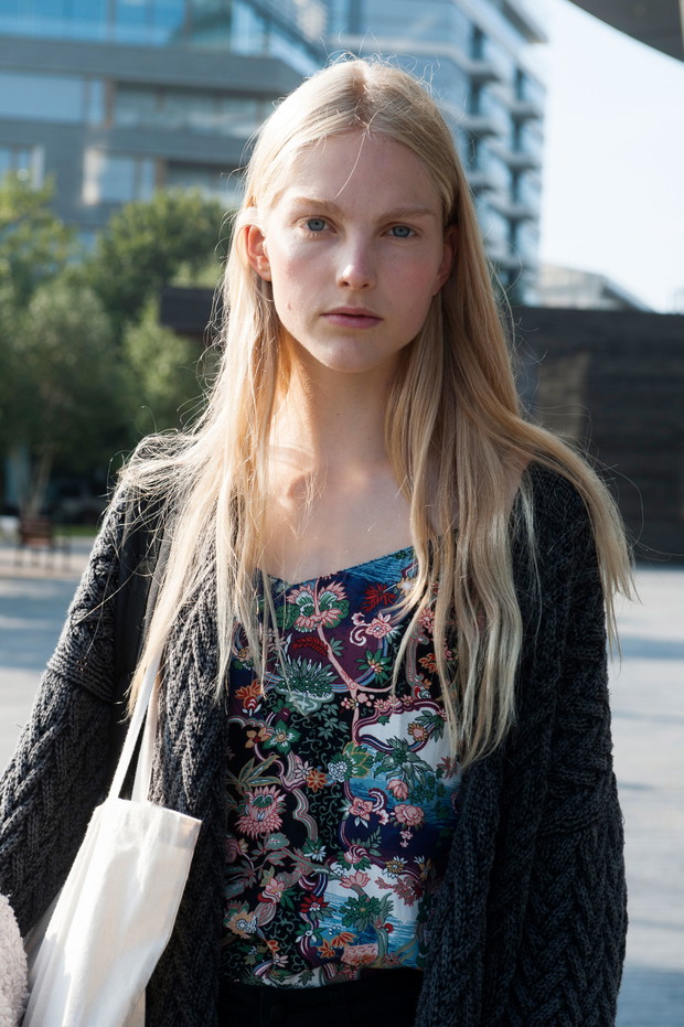 Street fashion: modelki off duty w Londynie