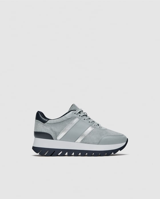 Sneakersy na platformie