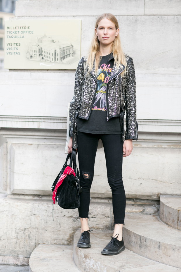 Street fashion: Modelki off duty w Paryżu