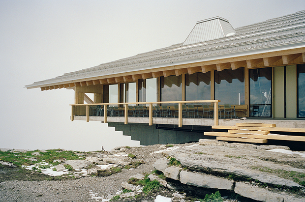 Restauracja na szczycie Alp