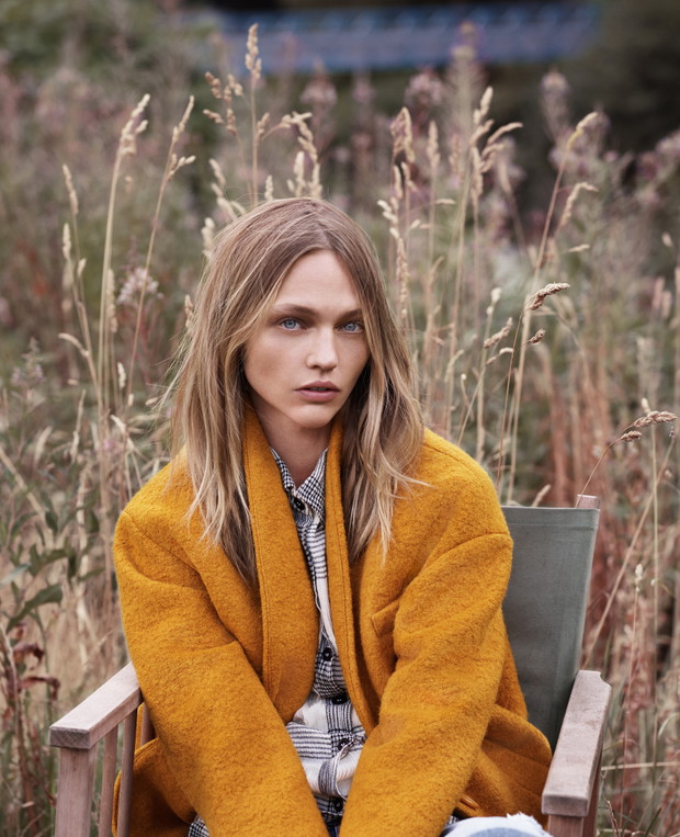 Sasha Pivovarova w lookbooku Mango natural state jesień 2015