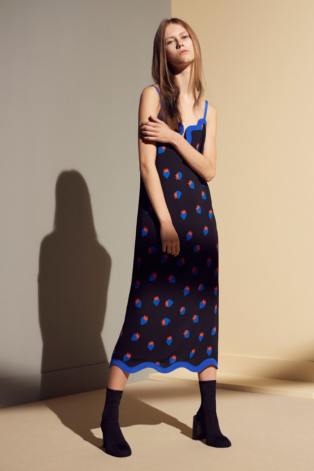 Victoria, Victoria Beckham Pre-Fall 2016