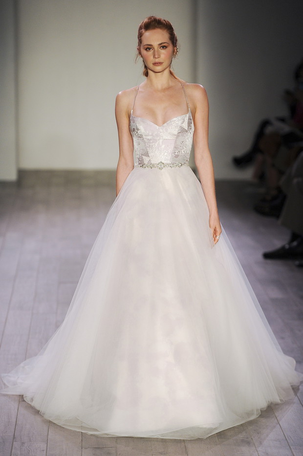 Suknie ślubne Alvina Valenta jesień-zima 2015/2016