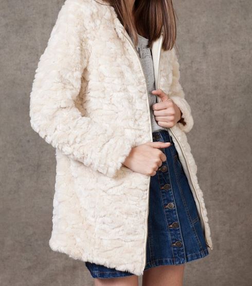 Wyprzedaże jesień-zima 2015: Pull & Bear, Bershka, Stradivarius, H&M