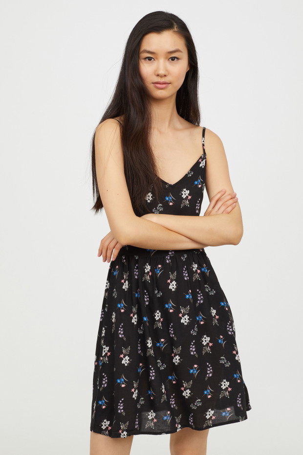Wyprzedaż w H&M; Krótka sukienka, 35,90 PLN zamiast 59,90 PLN