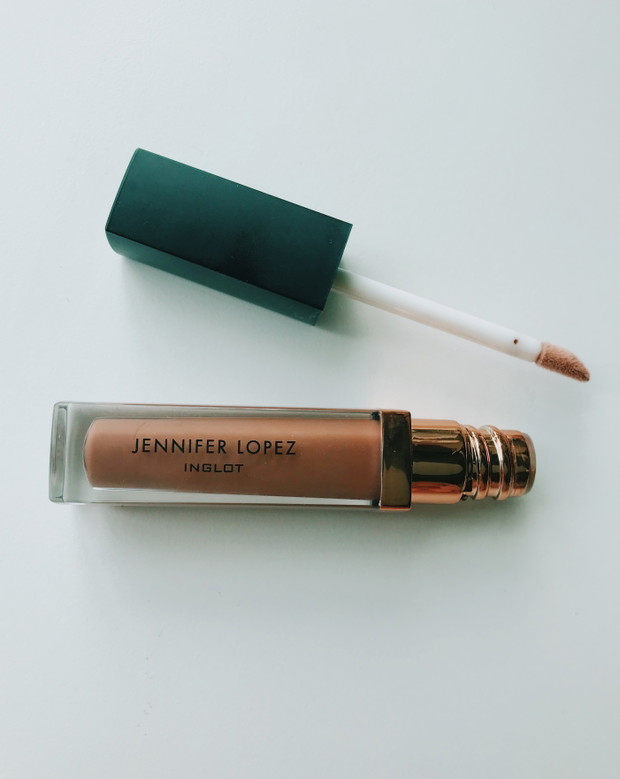 Błyszczyk Jennifer Lopez x Inglot
