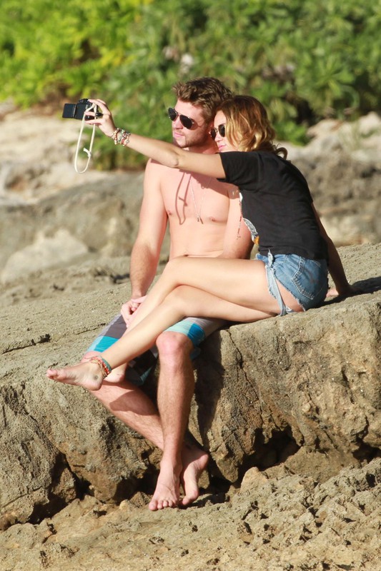 Miley Cyrus i Liam Hemsworth są zaręczeni!
