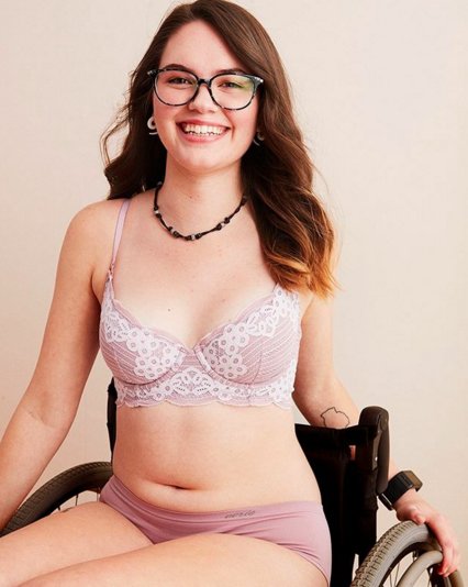 Kampanie bielizny Aerie