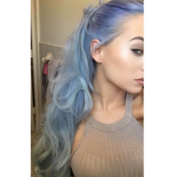 Denim hair - nowy trend w koloryzacji włosów?