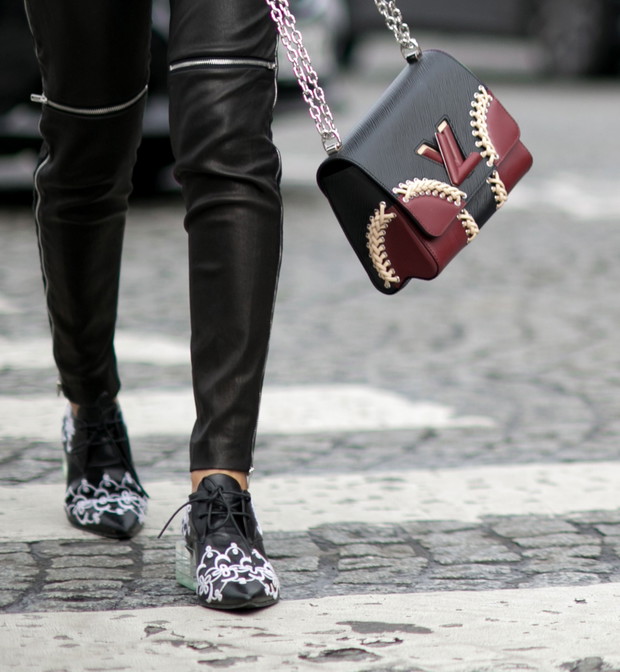 Street fashion: buty i akcesoria gości na FW jesień-zima 2016/2017