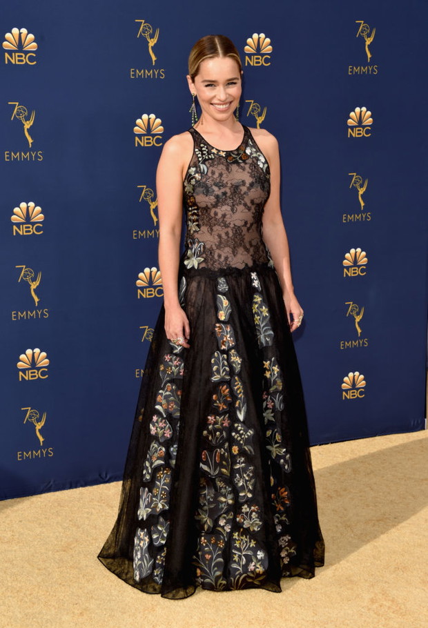 Emmy Awards 201: kreacje gwiazd, Emilia Clark