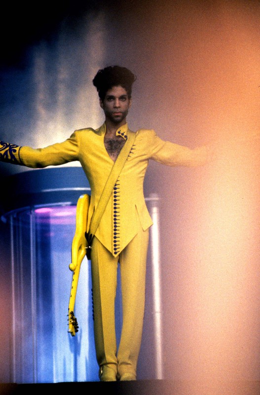 Prince- przypominamy styl legendarnego wokalisty