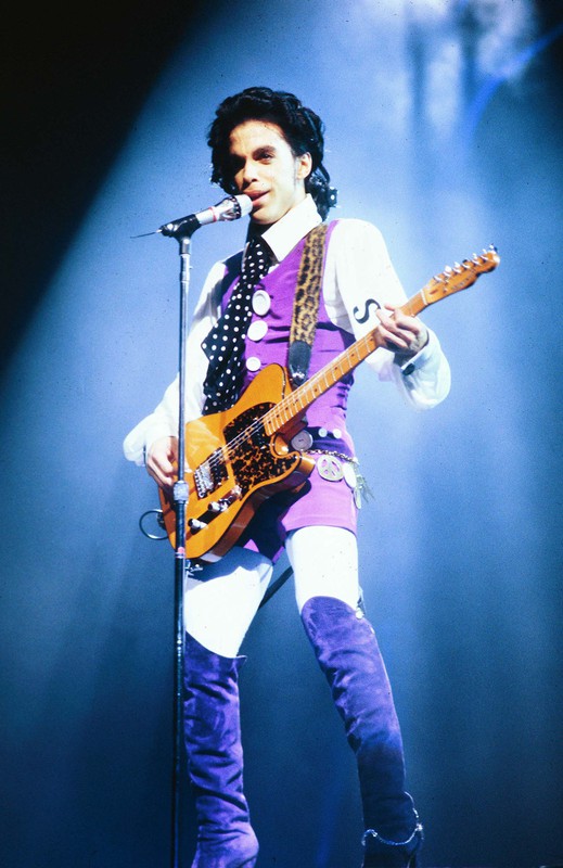 Prince- przypominamy styl legendarnego wokalisty