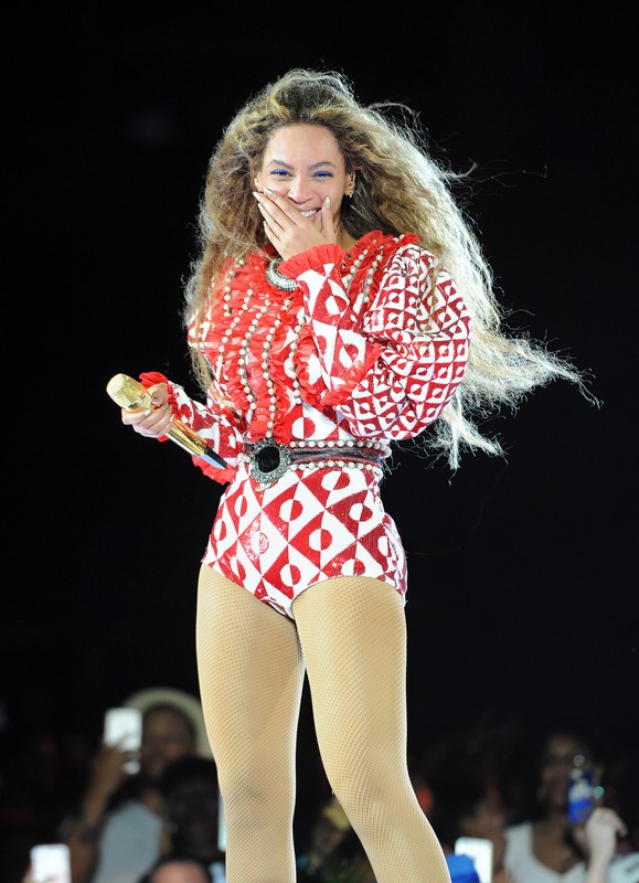 Beyoncé na The Formation World Tour: zobacz kostiumy!
