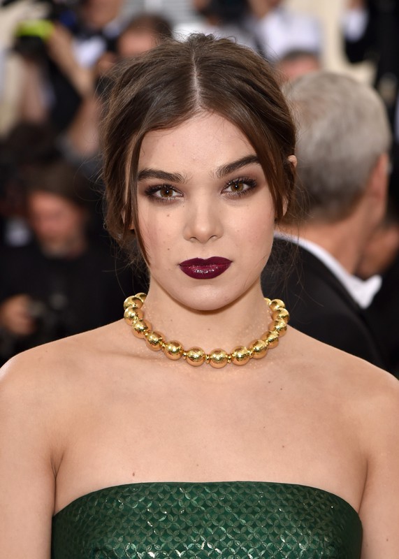 Met Gala 2016: makijaż i fryzury gwiazd