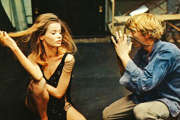 Fryzury z lat 70.: Veruschka