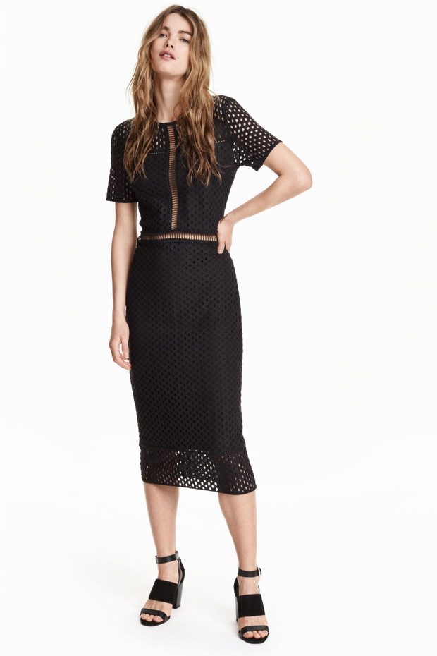 Modne sukienki z sieciówek lato 2016, H&M, 149,90 zł, fot. mat. prasowe