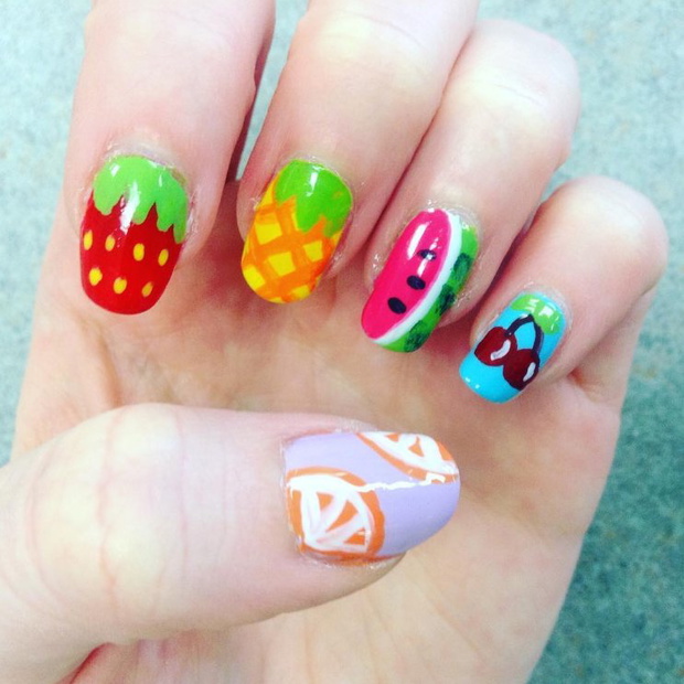 Fruit Manicure - owocowe paznokcie na lato, fot. @mollys.manis