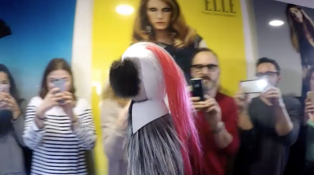 Karlito - maskotka, która zna się na trendach