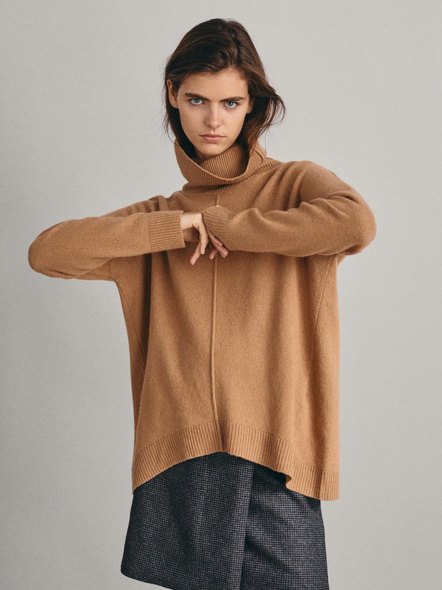 Sweter nude Massimo Dutti