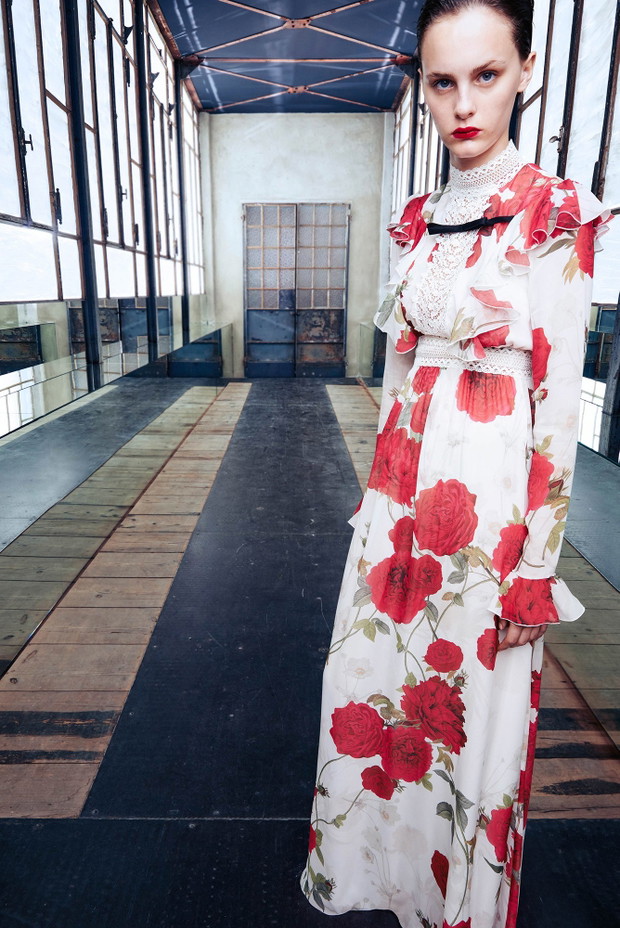 Giambattista Valli Resort 2017