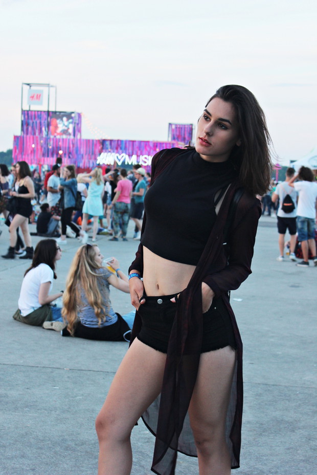 Street fashion: Open